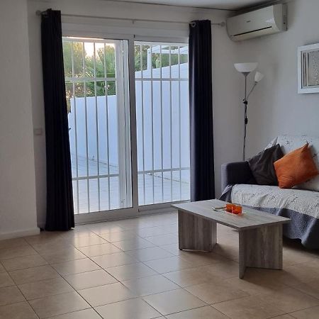 Immaculate And Modern 1 Bedroomed Apartment Dénia Esterno foto